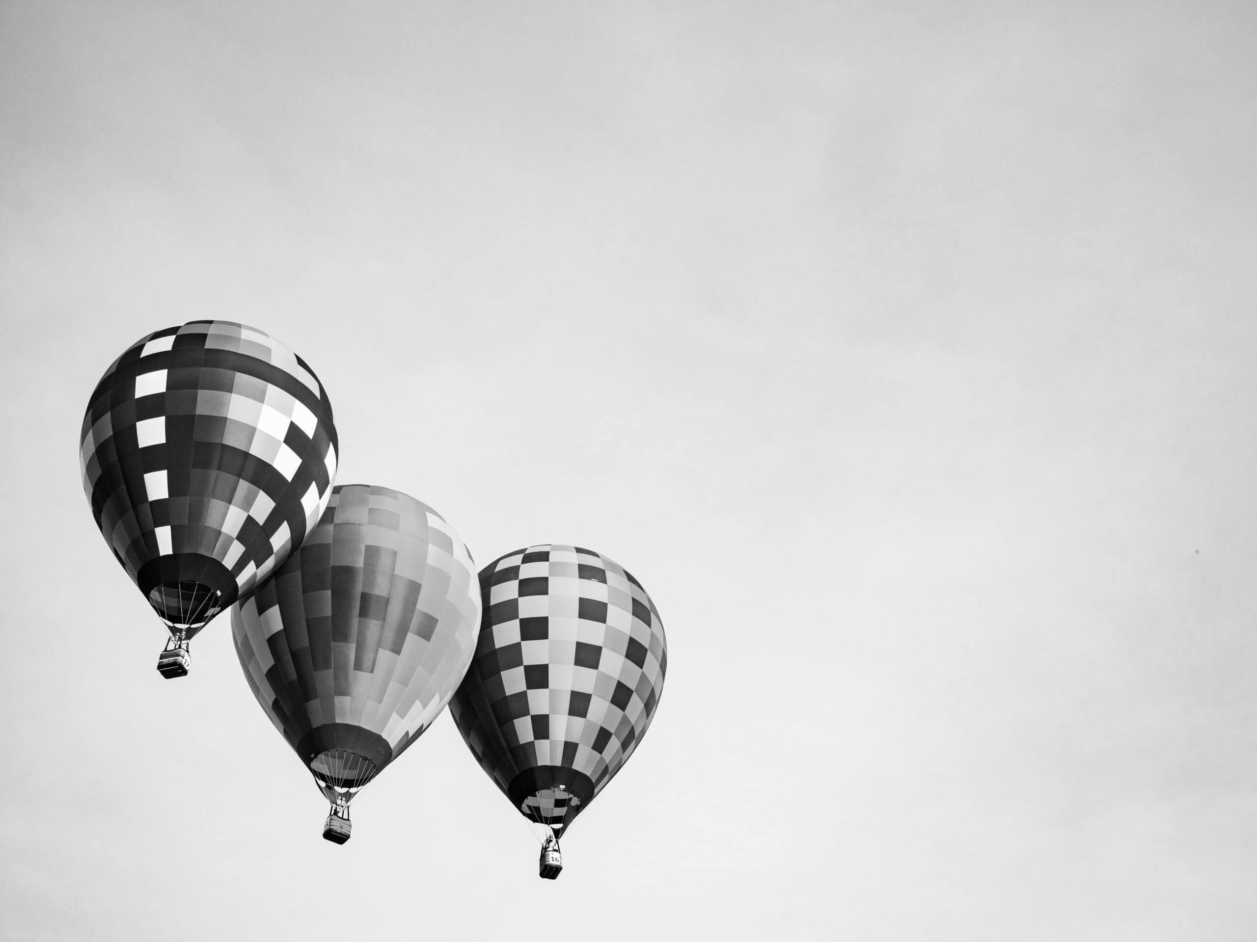 3 mongolfières dans le ciel, Comment trouver un CRM adapté